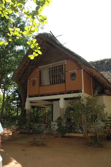11 AUROVILLE