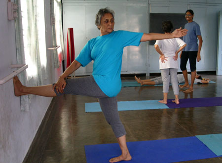 0046 Tandavasan3